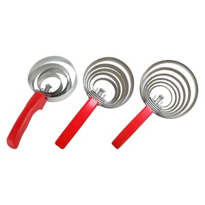 Peigne à curry réversible avec poignée antidérapante en caoutchouc, brosse à curry double face multifonctionnelle pour animaux de compagnie, chevaux, chiens, bovins, moutons - Product Image 1