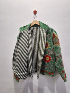 เสื้อแจ็คเก็ตปักกำมะหยี่ เสื้อโค้ทลายดอกไม้ทำมือสุดหรูสำหรับผู้หญิง เสื้อคลุมดีไซน์เนอร์สไตล์โบฮีเมียน - Product Image 2