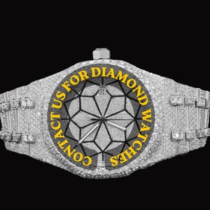 Reloj de Diseño Único con Esfera Redonda de Cristal, Dorado Blanco, Completamente Adornado con Piedras, Estilo Hip Hop, Movimiento de Cuarzo, Fecha Automática, Elegante y Brillante, Personalizable - Product Image 1