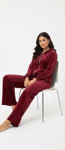 Fashionable Women Velvet Tracksuit Set – Comfortable, Trendy & High-Quality Velvet Outfit for Daily Wear - Product Image 3