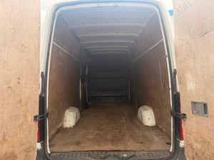 Volkswagen Crafter 2.0 2016 USADO EN BUEN ESTADO, Furgoneta de Techo Alto, Asientos Interiores de Acero OEM DIY, Tapicería de Tela Gris, Asientos Delanteros y Traseros - Product Image 2