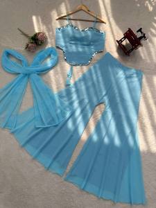 Ensemble Sharara haut de gamme en faux georgette avec broderies miroir, haut rembourré, manches à bande arrière, taille élastique, et dupatta – Tenue ethnique pour femme - Product Image 5