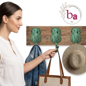 Porte-manteau mural vintage vert menthe écologique effet vieilli avec motif hibou, porte-chapeau et porte-clés, crochet en fer forgé artisanal, éclairage intégré pour entrée - Product Image 2