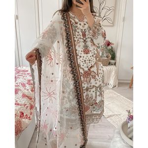 Conjunto de Top y Dupatta de Fiesta para Mujer con Diseño de Lentejuelas - Product Image 4