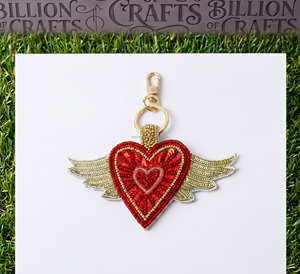 Porte-clés Cœur Perlé Fait Main avec Perles de Verre Rouges, Breloque de Sac à Mousqueton, Cadeau de Saint-Valentin, Pendentif - Product Image 4