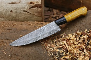 Couteau de chef en acier damas forgé à la main, style japonais, manche en résine, couteau de cuisine pour droitier - Product Image 2
