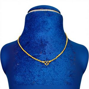 Cadena Ligera de Oro 22K con Patrón Bahubali y Cierre de Gancho, Cadena de Oro 22K con Sello de Calidad, Diseño Regal de Herencia para Bebé - Product Image 1