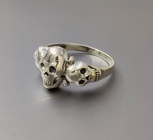 Anillo de tres calaveras de plata de ley 925, hecho a mano, unisex, para cóctel - Product Image 2