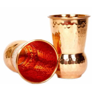 Ensemble de gobelets en cuivre martelé à la main, bienfaits ayurvédiques pour la santé, verre à boire écologique, sans BPA, tasse en métal pour eau détoxifiante - Product Image 1