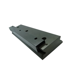 Barra de Aluminio 6063 T5 Fabricada en Taiwán, Anodizada, con Soluciones de Corte y Doblado OEM - Product Image 1