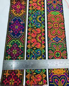 Exclusivo encaje jacquard con diseño floral para decoración de vestidos de novia, bordados y prendas de vestir, proveedor OEM de textiles. - Product Image 4