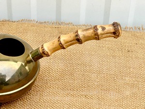 Regadera Antigua de Boquilla Larga con Asas de Bambú, Regalo Perfecto para Amantes de las Plantas y Entusiastas del Jardín, Venta al por Mayor desde India - Product Image 6