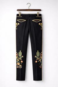 Ensemble de costume noir brodé de style western pour homme – Blazer et pantalon de style cowboy à motifs floraux - Product Image 6