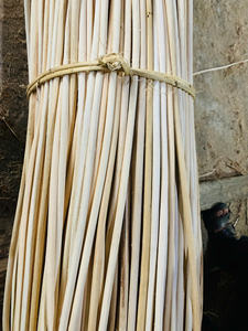 Material de núcleo de ratán blanco natural de Vietnam plano para muebles con opciones de embalaje personalizadas - Product Image 6