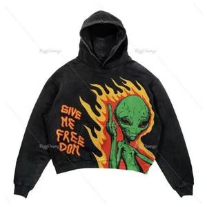 Sudadera con Capucha Negra para Hombre, Estampado de Calavera y Llamas, Algodón, Estilo Otoñal, Manga Regular, Logotipo Tejido en la Espalda - Product Image 5