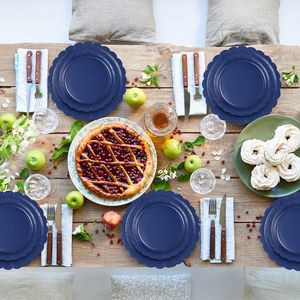 Kit de Artículos Desechables para Fiesta Azul Marino para 25 Personas, 175 Piezas, Incluye Platos Festoneados, Servilletas, Vasos y Cubiertos de Plástico - Product Image 2