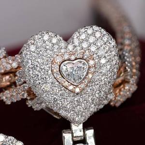 Colgante de Lujo con Letra K en Oro Rosa de 18K y Moissanita, Colgante con Forma de Corazón, Joyería Unisex para Regalo - Product Image 2