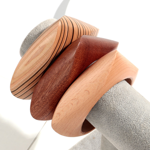 Nouveauté 2025 Bracelet créatif en bois massif au design géométrique et grain de bois prononcé, style mode, avec anneau intégré - Product Image 2