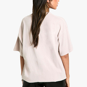 T-shirt personnalisé surdimensionné pour femme en toile 100 % coton écologique, coupe ample avec épaules tombantes et logo personnalisé - Product Image 5