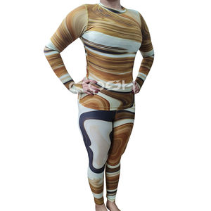 Conjunto Deportivo de Compresión para Mujer con Estampado de Mármol Sublimado Personalizado, Top de Manga Larga y Leggings, Fabricante de Ropa Deportiva - Product Image 2