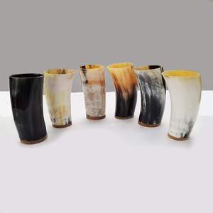 Vaso de Cuerno Vikingo de 6 Pulgadas con Moldura de Latón, Copa de Regalo para Cerveza y Vino, Recipiente Auténtico Inspirado en la Edad Media con Revestimiento Seguro para Alimentos - Product Image 2