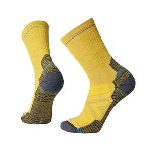 Chaussettes de sport pour hommes de la meilleure qualité en gros Design populaire Léger extensible avec logo Style tricoté en couleur noire - Product Image 4