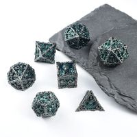 Dés en métal en alliage de zinc massif motif Wukong, 7 dés polyédriques pour D&D, dés RPG gravés Roi Singe, vente en gros OEM ODM