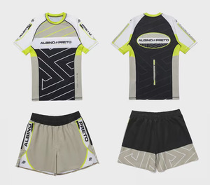 Camisetas de Entrenamiento de MMA al por Mayor, Ropa Deportiva, Conjunto Personalizado de Rashguard y Pantalones Cortos para Hombre para MMA, Jiu Jitsu y Grappling - Product Image 1