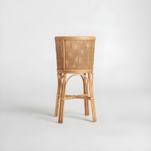 Accesorio de jardín para el hogar en venta: soporte de mimbre para macetas, expositor de flores artificiales. - Product Image 4