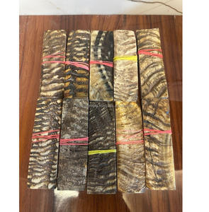 Plaquettes de couteau en corne de bélier naturelle faites à la main pour les forgerons - Product Image 3