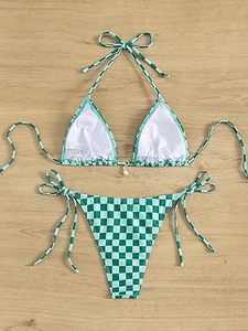 High Demanded Women's Halter Neck Bikini with <b>V</b>-<b>Strings</b> Bottom Floral Pattern Spandex/Nylon Fabric Custom 2-Piece Beachwear Set - Product Image 5