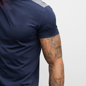 T-shirts de sport personnalisés pour hommes à col rond, séchage rapide, respirants, écologiques, en tissu toile 100 % coton, avec bordure contrastée et logo frontal - Product Image 6