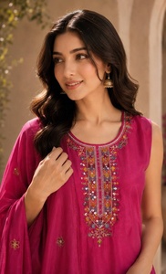 Kurti para Mujer de Alta Demanda para Bodas y Festividades, Disponible a Precio de Mayoreo de Proveedor Indio - Product Image 3
