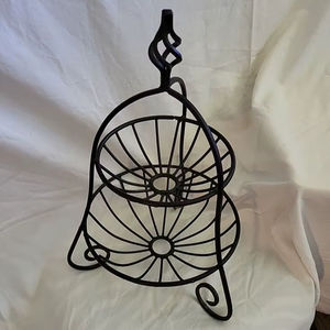 ตะกร้าผลไม้เหล็กพรีเมียม ความจุกว้างขวาง สำหรับจัดเก็บแอปเปิ้ล ส้ม กล้วย และผลไม้ตามฤดูกาล - Product Image 1