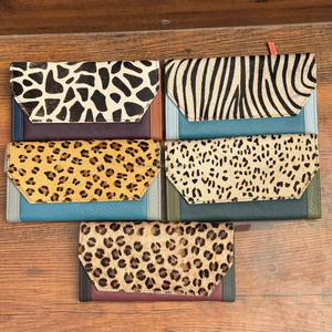 Las últimas carteras de cuero reciclado con estampado de animales de diseñador de moda para mujer, monedero de mano multicolor de diseño de lujo de alta calidad - Product Image 4