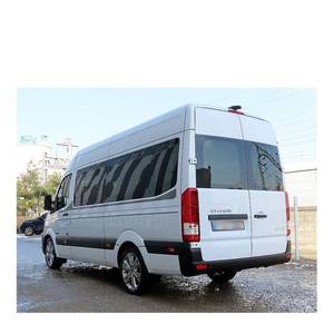 Hyundai Solati 2023 de 15 Plazas con Caja de Cambios Automática, Combustible Diésel, Volante a la Izquierda, Cámara Trasera, 7,259 km - Product Image 3