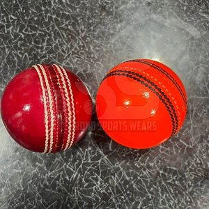 ลูกคริกเก็ต หนังทนทาน เย็บอย่างดี ประสิทธิภาพสูง สำหรับฝึกซ้อมมืออาชีพ แข่งขัน และฝึกฝน อุปกรณ์กีฬา - Product Image 4