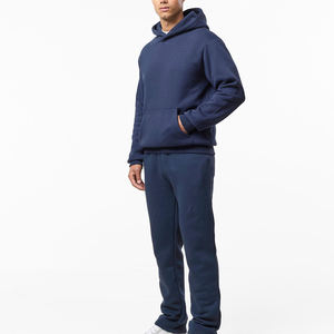 Ensemble de survêtement décontracté pour homme, couleur unie, confortable/respirant, manches longues, tissu polyester, en vente - Product Image 1