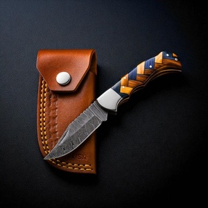 Couteau pliant artisanal en acier Damas de A&M Enterprises, manche en bois, haute qualité, multifonctionnel, pour le camping et la chasse - Product Image 3