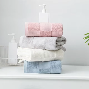 Serviettes de bain OEM personnalisées en coton premium, grammage élevé, séchage rapide, douces, lisses, de luxe, vente en gros - Product Image 4