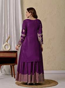 Ensemble Kurti Sharara en Soie Chiffon Royale avec Paillettes Brodées et Dupatta en Chinon – Tenue pour Occasions Festives (NW3055) -DC - Product Image 5