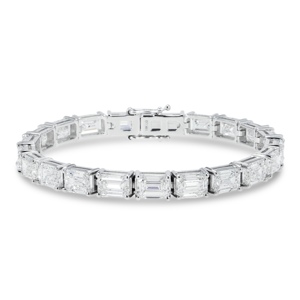Bracelet tennis en or blanc 18 carats avec diamants taille émeraude certifiés IGI, qualité export, cadeau de luxe pour mariée, disponible à la vente - Product Image 1