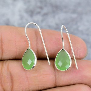 Pendientes de Gancho con Calcedonia Verde en Plata de Ley 925, Regalo de Compromiso Moderno - Product Image 2
