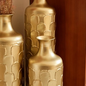 Vase décoratif en métal de haute qualité pour une utilisation sur table, porte-fleurs moderne pour la décoration intérieure - Product Image 4