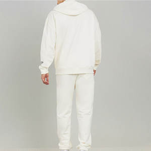 Conjunto deportivo para hombre, sudadera con capucha y pantalones, tela elástica, ropa de entrenamiento para hacer ejercicio, correr y trotar. - Product Image 2