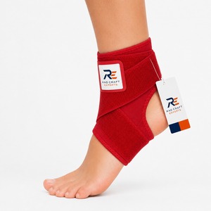 Cómodas vendas para el tobillo con compresión ajustable y diseño ligero para rendimiento y soporte diarios - Product Image 3