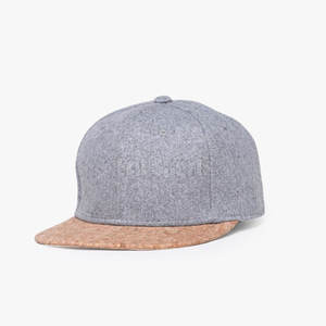 Gorra Casual Lisa con Logotipo Bordado de Diseño Personalizado de Fábrica, Gorra Casual Lisa Ajustable en Venta - Product Image 4