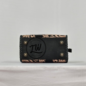 Sac à main pour femme en cuir véritable noir, fait main, dernier cri, design floral, tendance, avec détails sculptés à la main. - Product Image 2