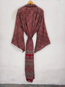Robe longue kimono en soie Bridel, patchwork, pour couvrir le bikini, vêtement de nuit, kimono en sari indien vintage recyclé fait main - Product Image 2