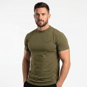 Camiseta de Manga Corta para Hombre, Color Verde Oliva, Corte Ajustado, con Logotipo de Ala en Relieve en la Parte Delantera, Cuello Redondo, Estilo Casual de Punto - Product Image 3